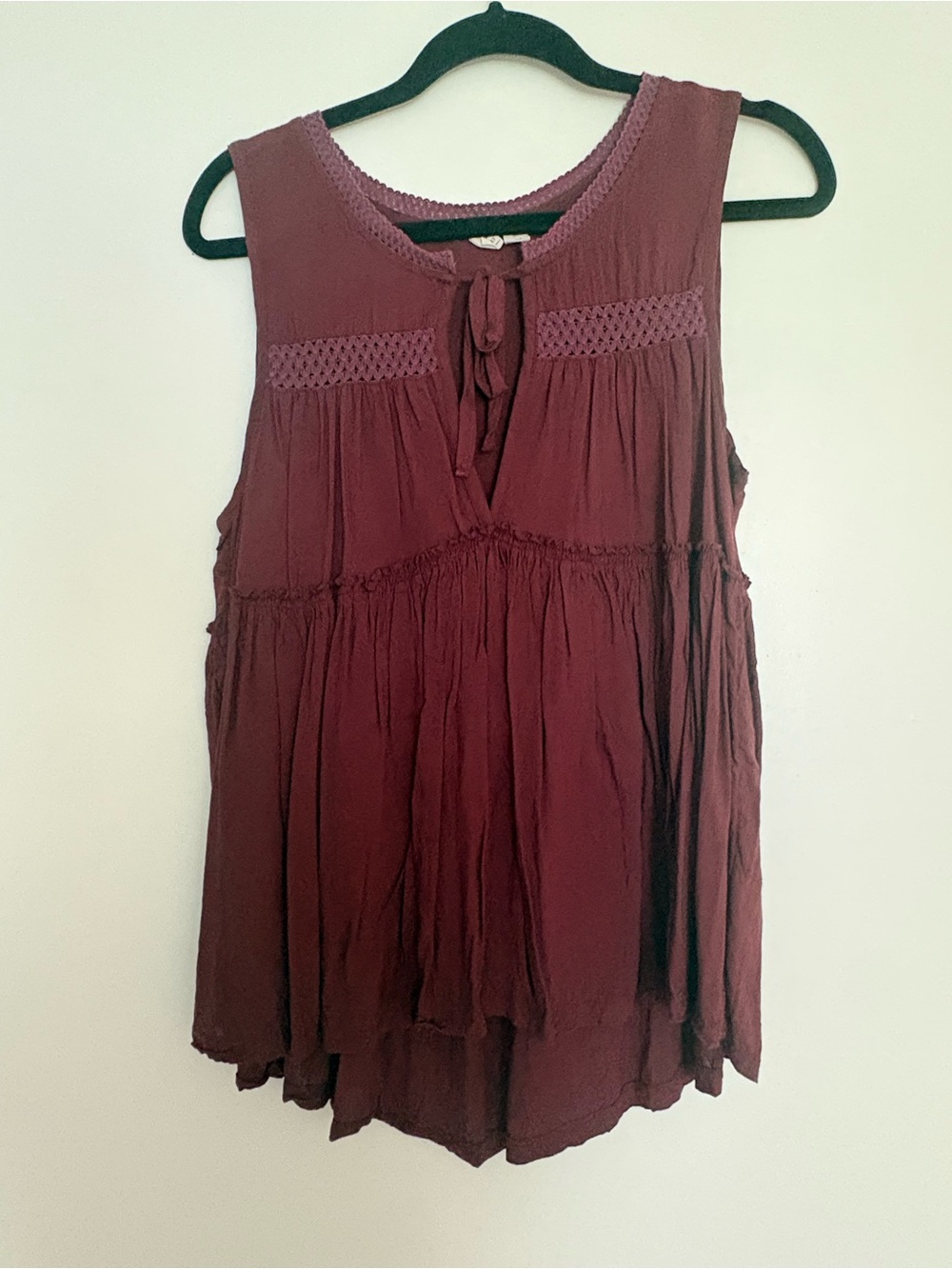 Melrose and Market Tie-Front Sleeveless Tank Top - Burgundy